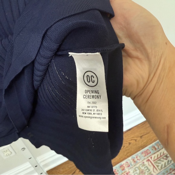 Opening Ceremony Asymmetric Crop Top Navy Linear Ribbed Knit Size Extra Small - Picture 5 of 5